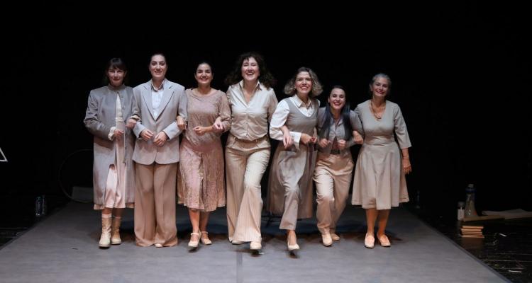 Şehir Tiyatroları Nisan ayında 27 Oyunla Seyirci Karşısında!